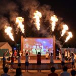 의왕 어린이 철도 축제 저녁 불꽃쇼와 공연 장면