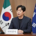 홍명보 사퇴 32강 탈락 한국 축구의 위기 홍명보 감독이 멕시코 사포판 기자회견에서 사퇴를 발표하는 모습