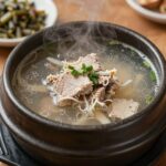 녹두 삼계탕 한 그릇